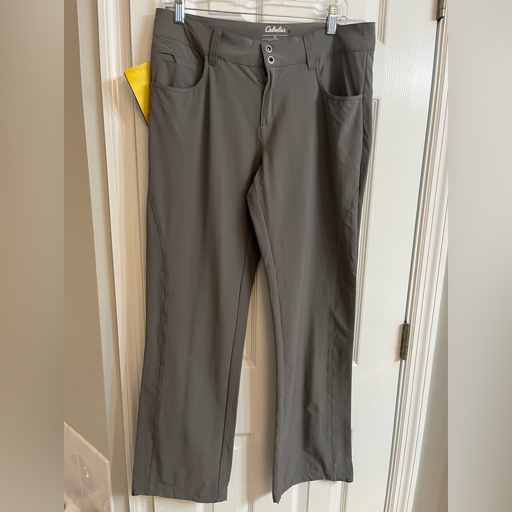 Cabelas women’s triune pants, gray, size 10